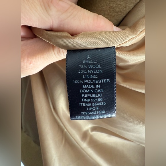 London Fog Pea Coat Women’s SZ L Tan Wool Blend Tortoise Shell Button Outerwear - Picture 5 of 8